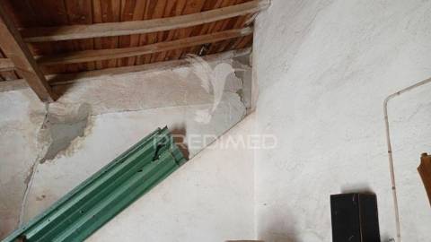 Venda conjunta de duas casas, galveias