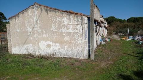 Venda conjunta de duas casas, galveias
