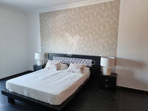 Olhão - villa v4  isolada , jardim e piscina privada