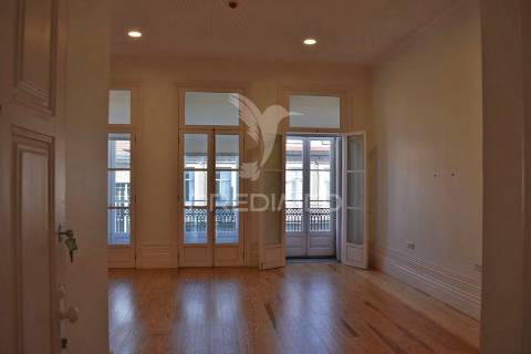 Escritórios de luxo á pr batalha