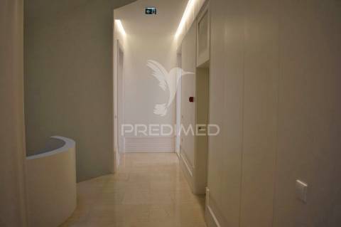 Escritórios de luxo á pr batalha