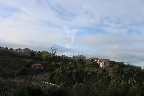 Solar  em são jorge, 2 pisos, em pedra, com 318m2.