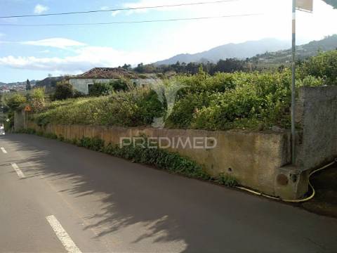 Solar  em são jorge, 2 pisos, em pedra, com 318m2.