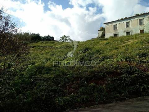 Solar  em são jorge, 2 pisos, em pedra, com 318m2.