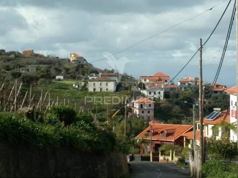Solar  em são jorge, 2 pisos, em pedra, com 318m2.