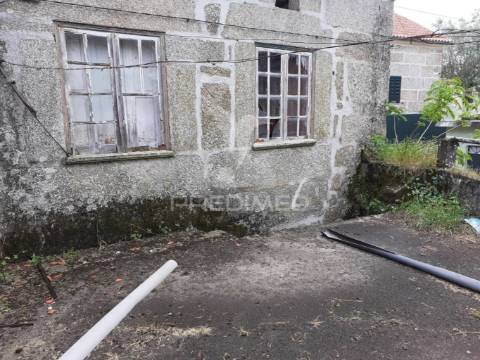 Casa em pedra - cativelos