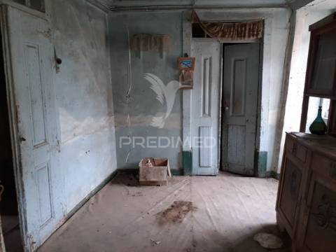 Casa em pedra - cativelos