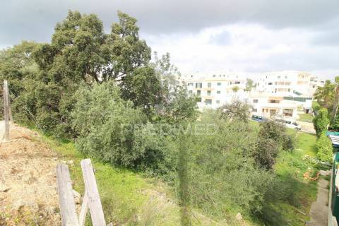 Loteamento urbano para 6 moradias, piscina e bar de apoio - algoz