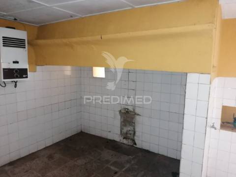 Moradia vale de peso - crato