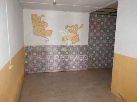 Moradia vale de peso - crato