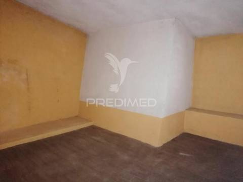 Moradia vale de peso - crato