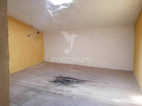 Moradia vale de peso - crato