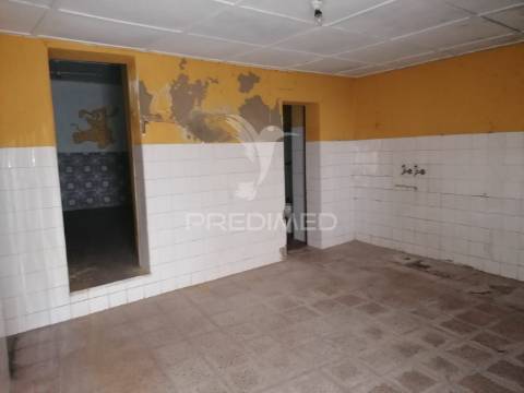 Moradia vale de peso - crato