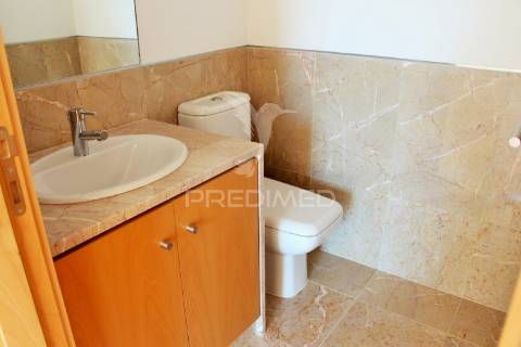 Escritório com vista rio e estacionamento - lisboa