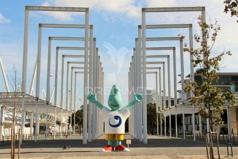 Escritório com vista rio e estacionamento - lisboa