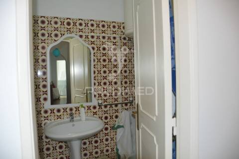Apartamento t2 linda-a-velha