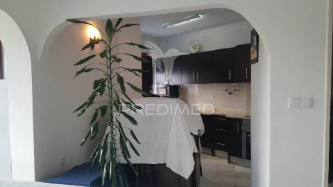 Apartamento t2 linda-a-velha