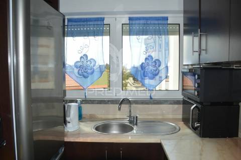 Apartamento t2 linda-a-velha