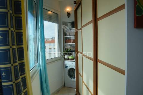 Apartamento t2 linda-a-velha