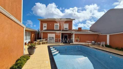 Moradia t4 porto judeu