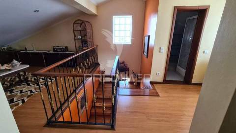 Moradia t4 porto judeu