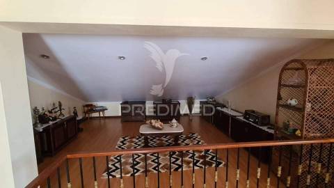 Moradia t4 porto judeu