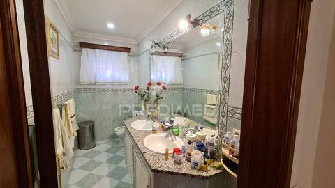 Moradia t4 porto judeu