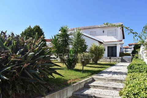 Moradia - t5 -  vilar do paraíso / mafamude