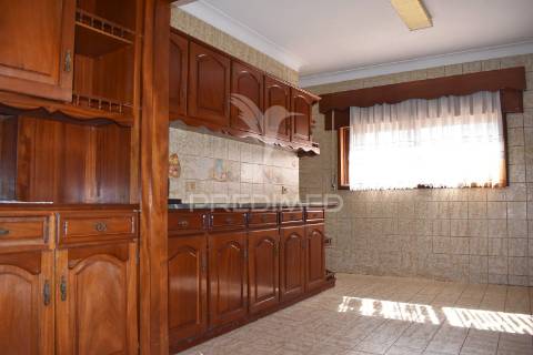 Moradia - t5 -  vilar do paraíso / mafamude