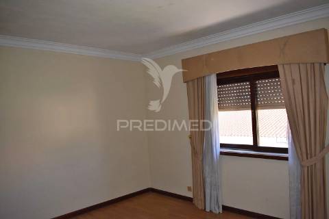 Moradia - t5 -  vilar do paraíso / mafamude