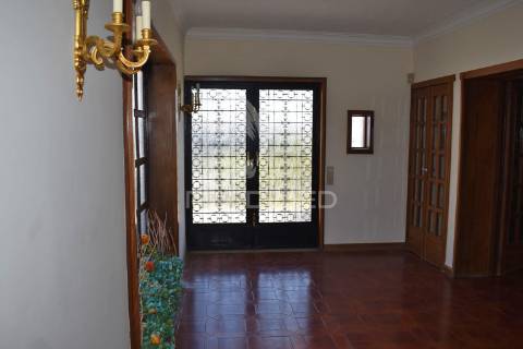 Moradia - t5 -  vilar do paraíso / mafamude