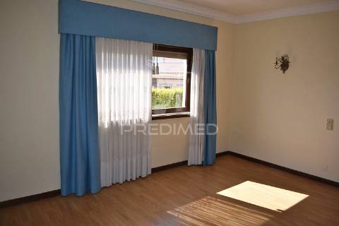 Moradia - t5 -  vilar do paraíso / mafamude