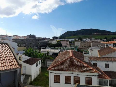 Moradia para recuperação com excelente localização