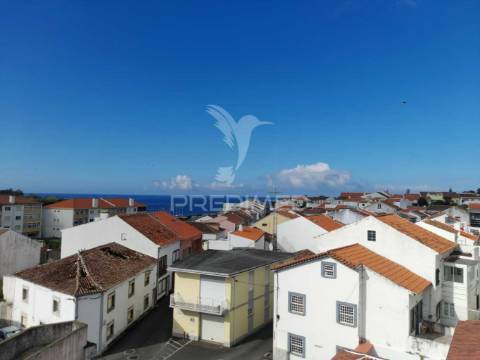 Moradia para recuperação com excelente localização