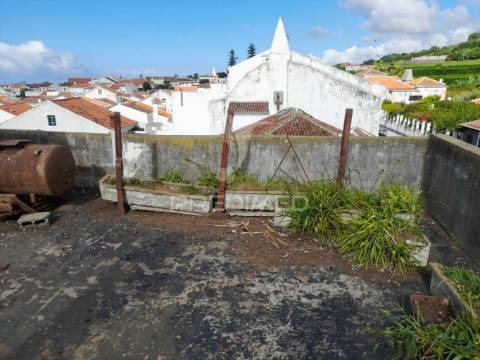 Moradia para recuperação com excelente localização