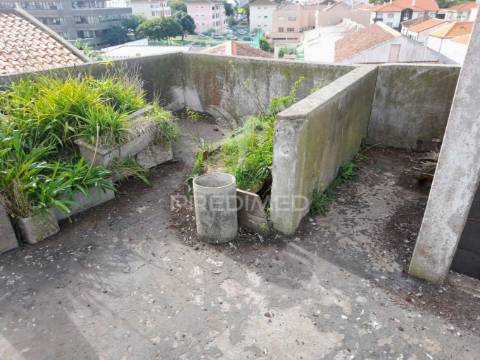 Moradia para recuperação com excelente localização