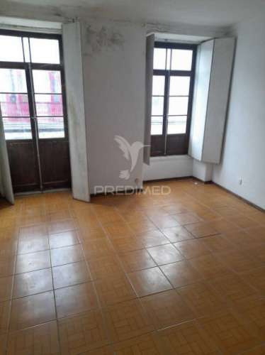 Moradia para recuperação com excelente localização