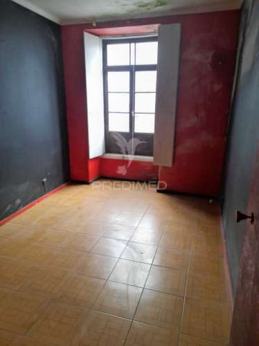 Moradia para recuperação com excelente localização