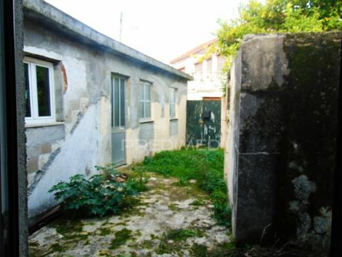 Conjunto de 3 casas em santa marta de penaguião