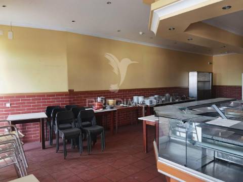 Restaurante-churrasqueira, pernes-santarém