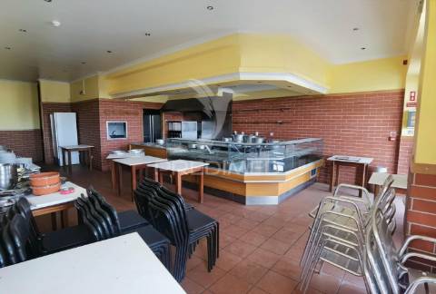 Restaurante-churrasqueira, pernes-santarém