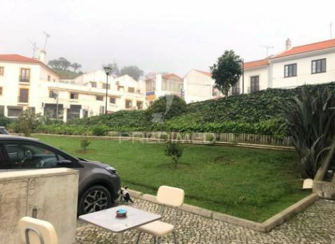 Armazém por recuperar em odemira