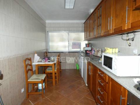 Apartamento t3 em ferreira do alentejo