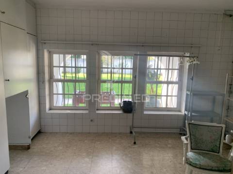 Moradia individual c/ piscina em v. n. famalicão