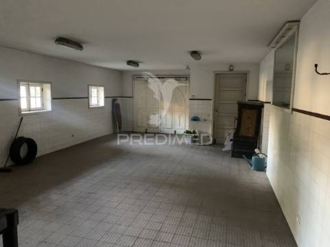 Moradia individual c/ piscina em v. n. famalicão