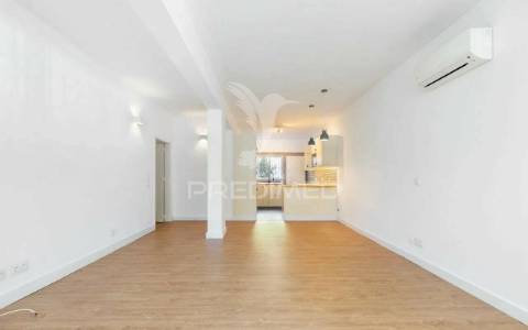 Excelente apartamento t2 com terraço à lapa, estrela, lisboa