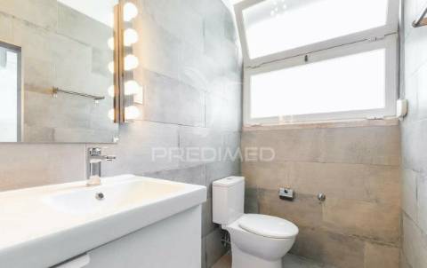 Excelente apartamento t2 com terraço à lapa, estrela, lisboa