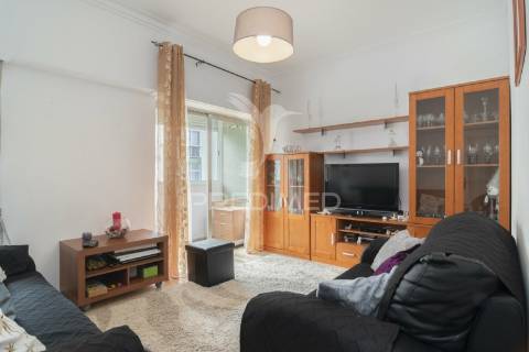 Apartamento no cabo de vialonga, v franca de xira, lisboa.