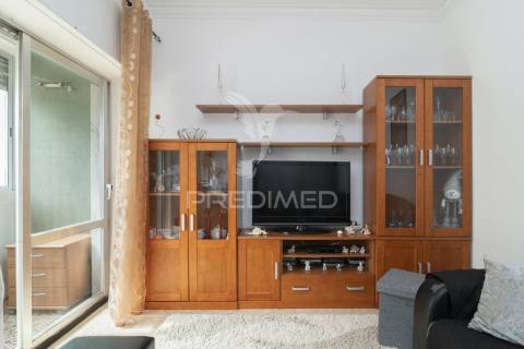 Apartamento no cabo de vialonga, v franca de xira, lisboa.