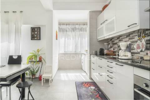 Apartamento no cabo de vialonga, v franca de xira, lisboa.